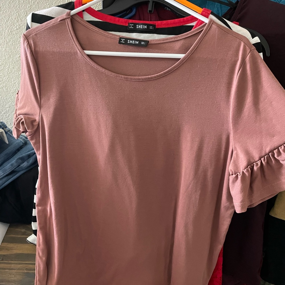 pink blouse